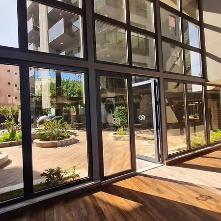 Sa Apartment! 2bd Duplex On The Cleopatra Apartment
