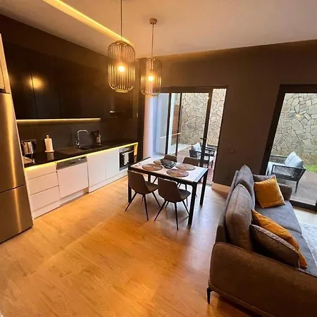 Sa Apartment! 2bd Duplex On The Cleopatra Apartment *